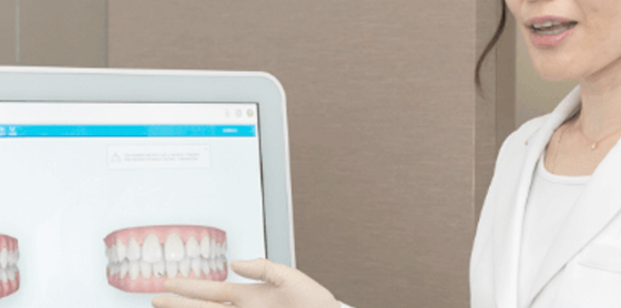 POINT.1 日本矯正歯科学会認定医が在籍